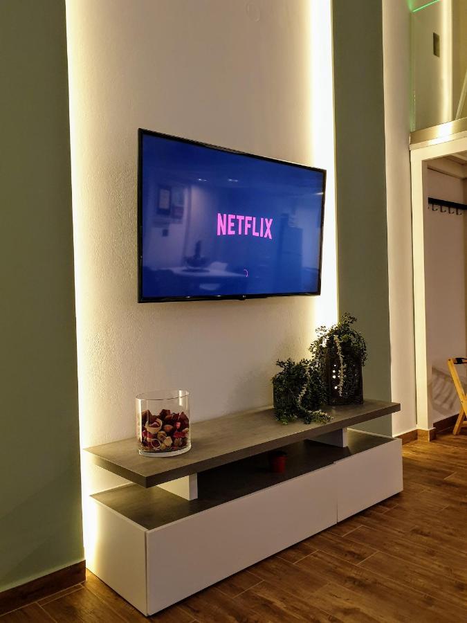 City House Loft Apartment Kalamata Bagian luar foto