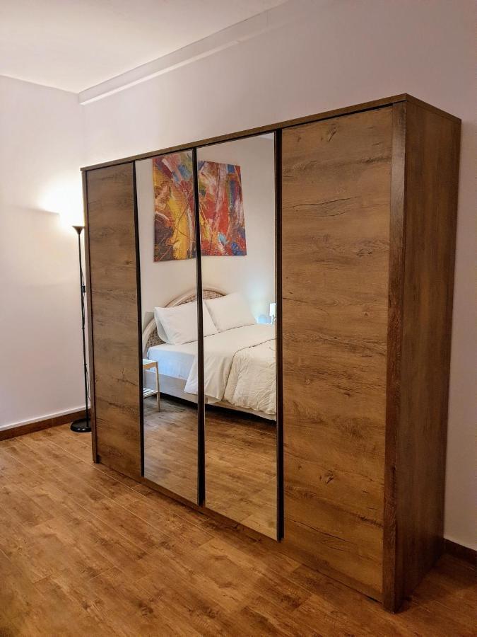 City House Loft Apartment Kalamata Bagian luar foto