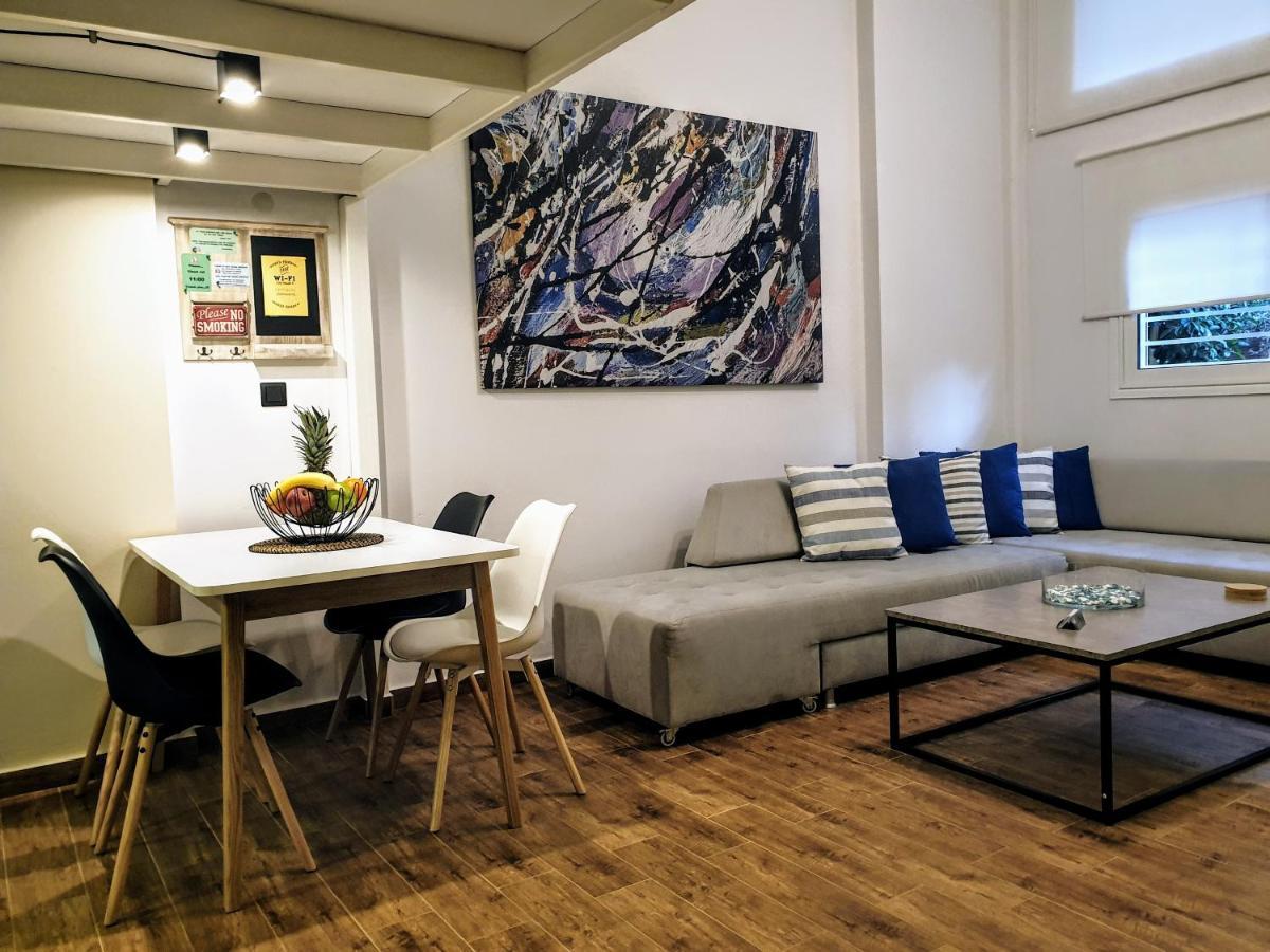 City House Loft Apartment Kalamata Bagian luar foto